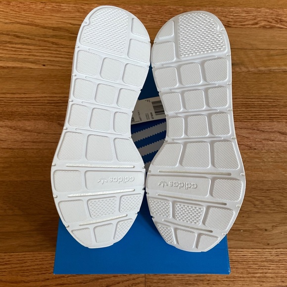 Adidas Swift Run Blue / White Shoes - Picture 6 of 7